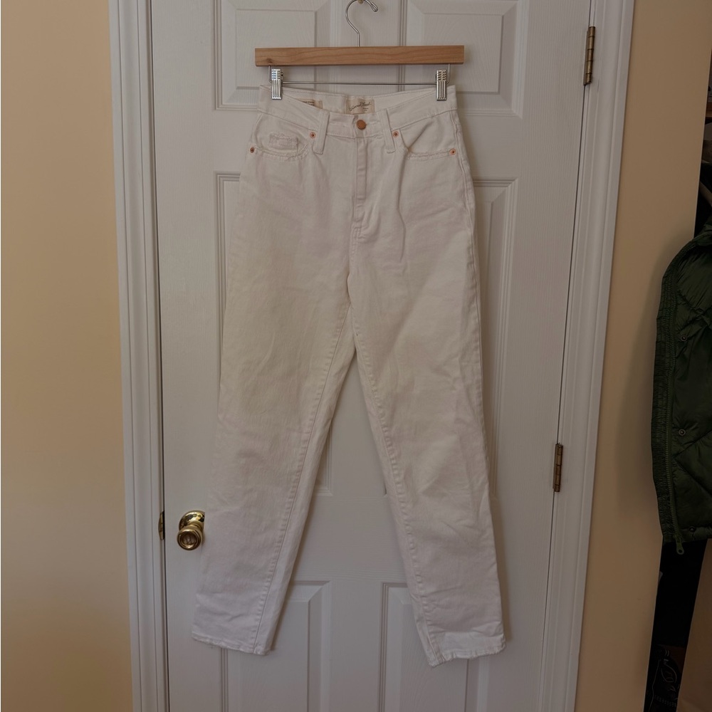 Universal Thread Cream 90s Vintage Straight Jeans